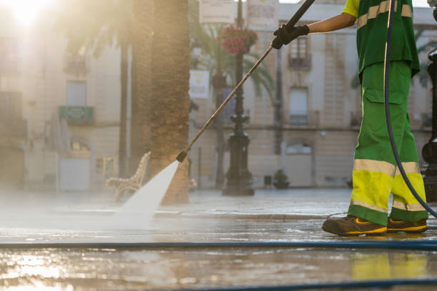 Best Exterior Home Cleaning  in Oak Trail Shores, TX